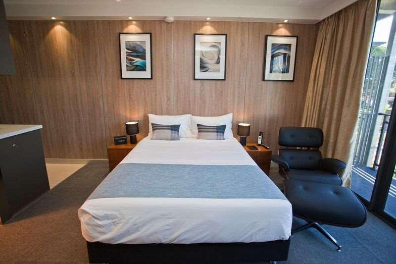 Kings Park - Accommodation Chinchilla Phòng bức ảnh