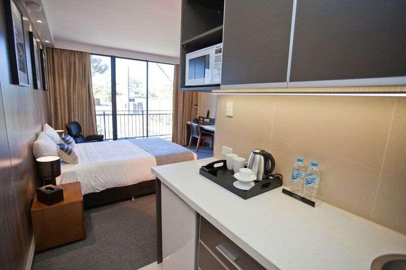 Kings Park - Accommodation Chinchilla Phòng bức ảnh