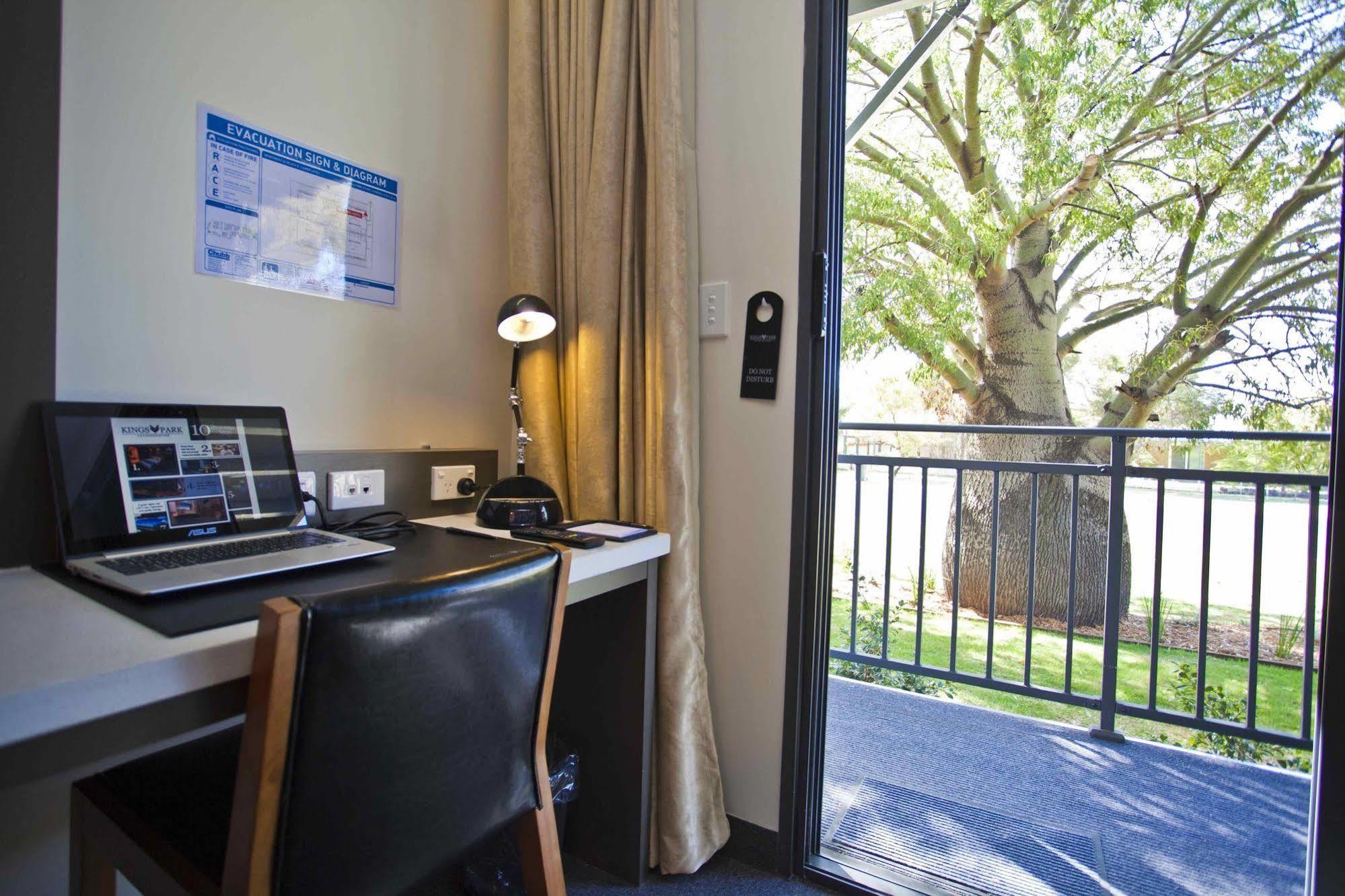 Kings Park - Accommodation Chinchilla Ngoại thất bức ảnh