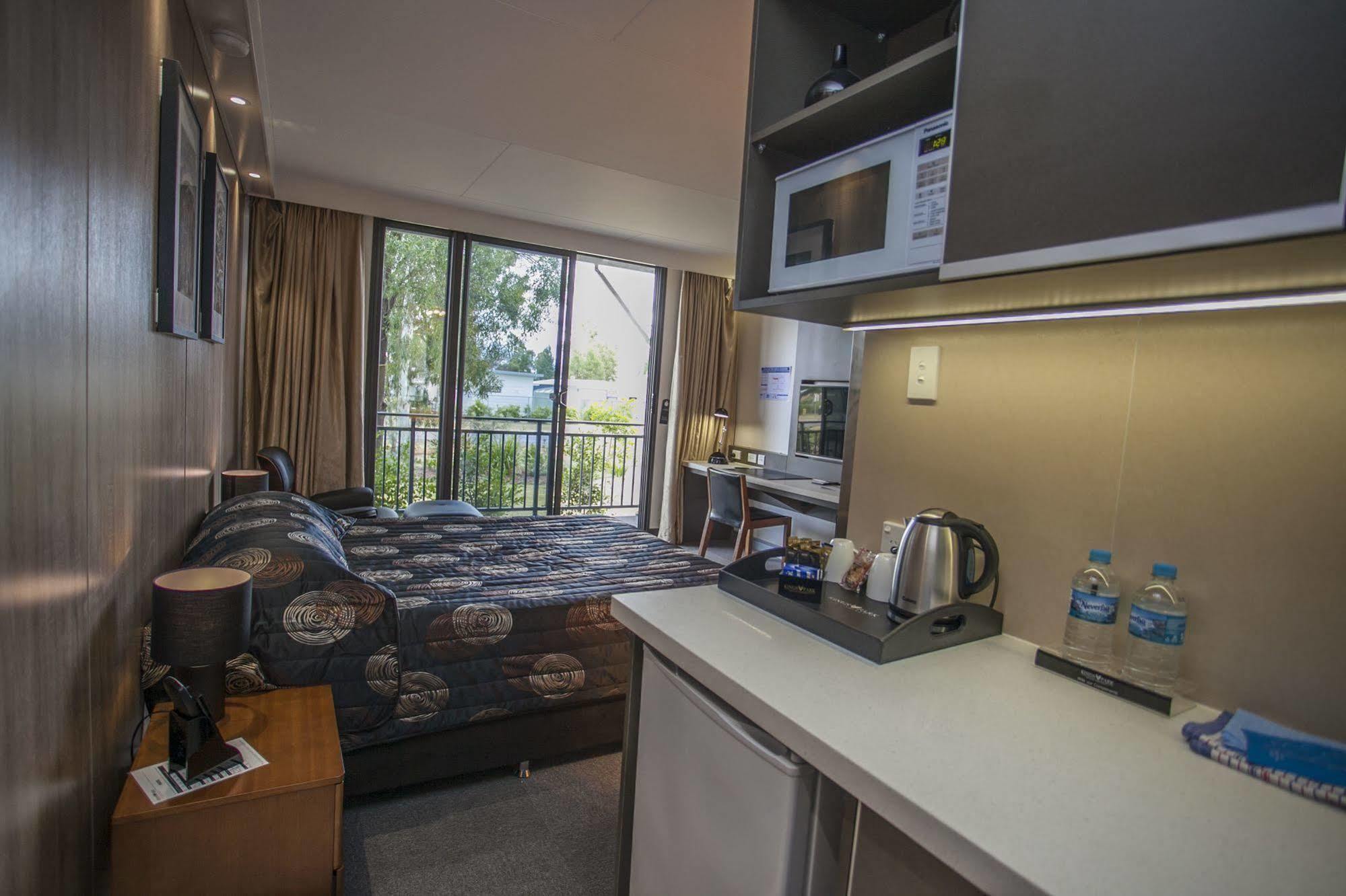 Kings Park - Accommodation Chinchilla Ngoại thất bức ảnh